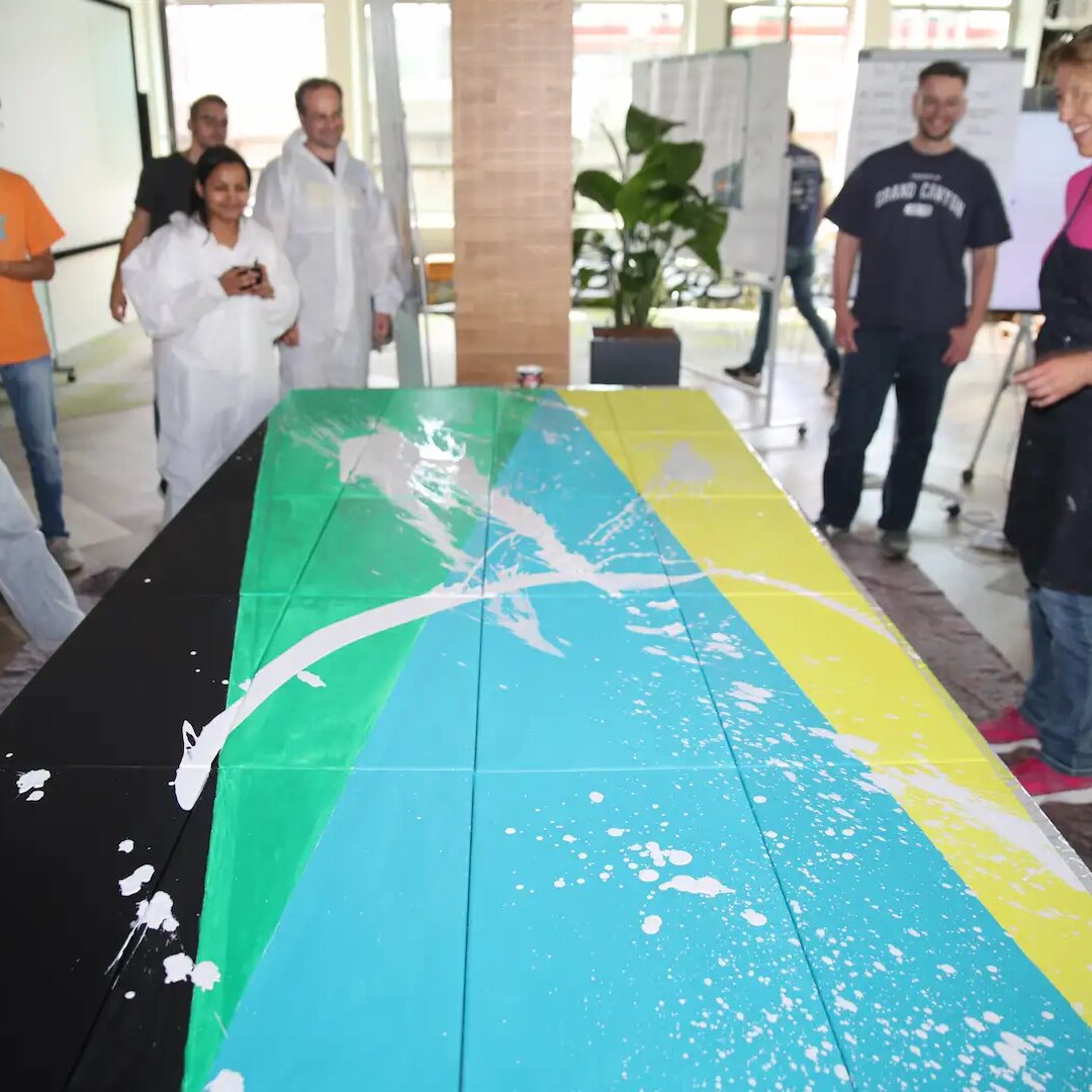 Schütttechnik beim Halbtags-Workshop für Teams in Herzogenaurach